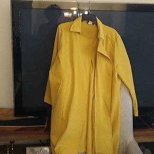 Mustard yellow size 2x jacket.